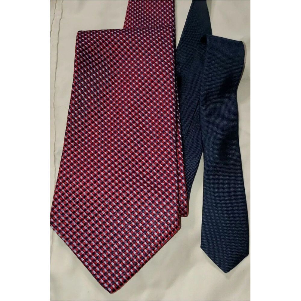 Tommy Hilfiger  Tie100% Silk Made‎ In The USA